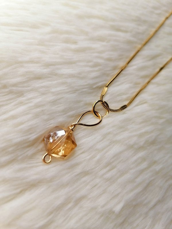 New but Gold Neckpiece